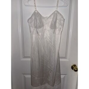 Vintage Vanity Fair Slip Nightgown Silky Soft Ivory Size 36